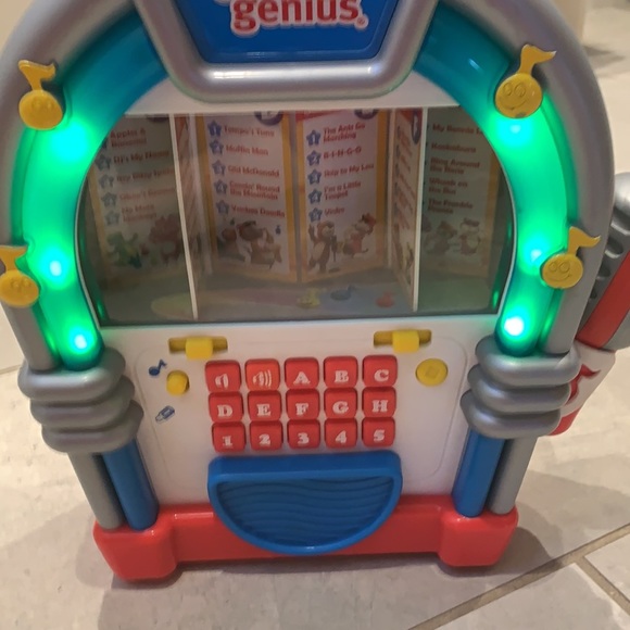 Baby Genius Musical Juke Box Toy songs microphone - Picture 5 of 6